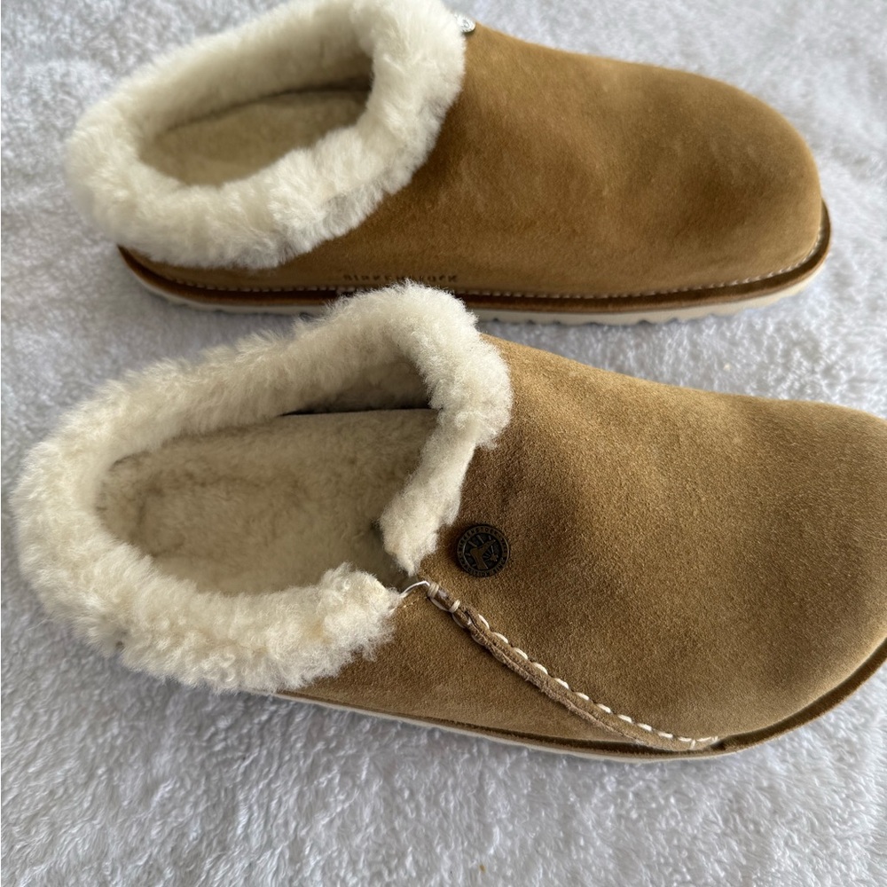 New Birkenstock’s Women’s Zermatt Cozy Shearling-Lined Slip-On Slippers Chestnut